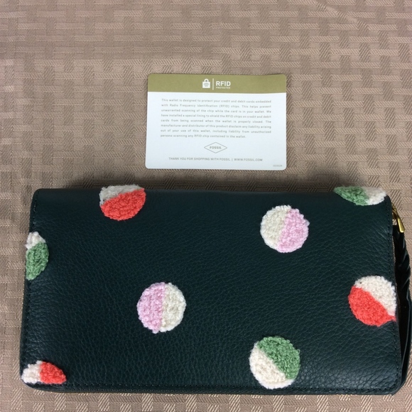 Fossil Handbags - LAST ONE - NWT Green Fossil Limited Edition Wallet